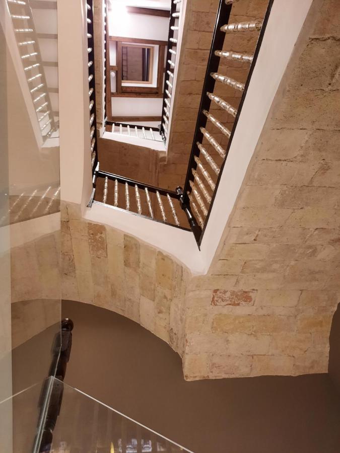 Hostal La Rua 에스텔라 외부 사진